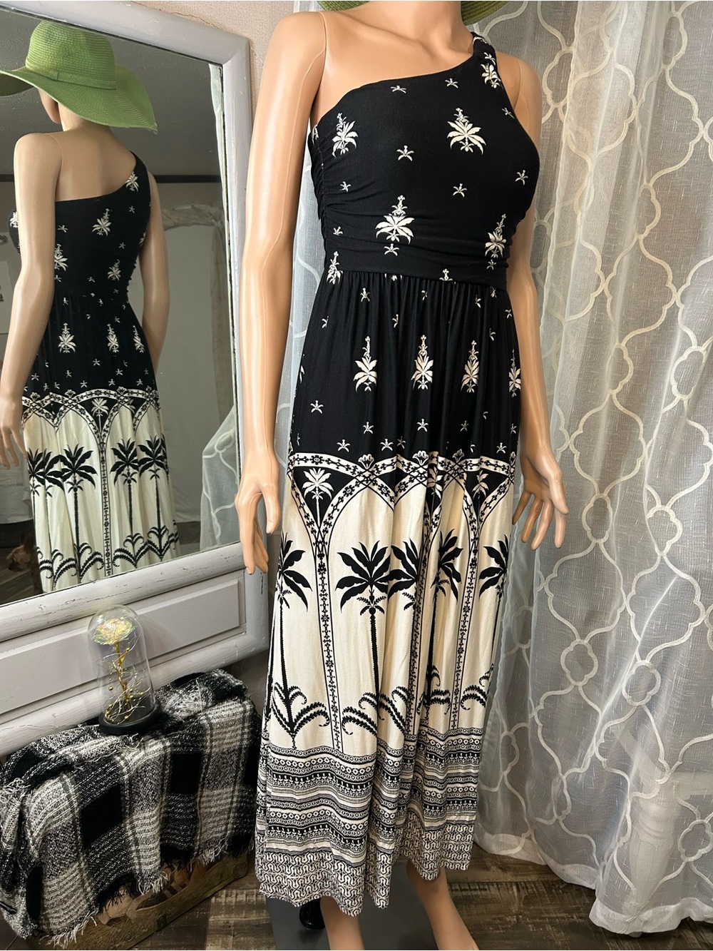 Soma Black and Cream One-Shoulder Palm-Print Maxi Dress